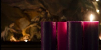 MOLITVA U OBITELJI I PALJENJE PRVE SVIJEĆE