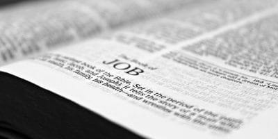 Bio je to čovjek bezazlen i pravedan, i bojao se Bog