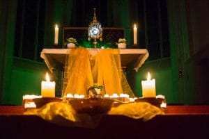 Majka Terezija: Ako želite da svijet ozdravi, uspostavite vječno klanjanje