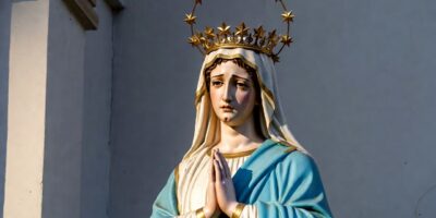 KAKO POBOŽNA MOLITVA ZDRAVO MARIJO DONOSI IZVANREDNE BLAGOSLOVE