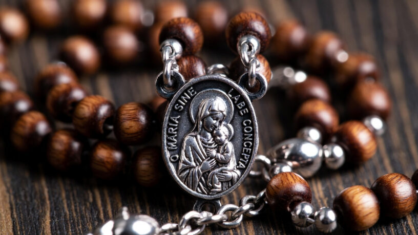 Mala Gospina krunica na čast dvanaest povlastica Blažene Djevice Marije