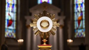 JUTARNJA MOLITVA EUHARISTISKOM ISUSU-ČETVRTAK U KORIZMI